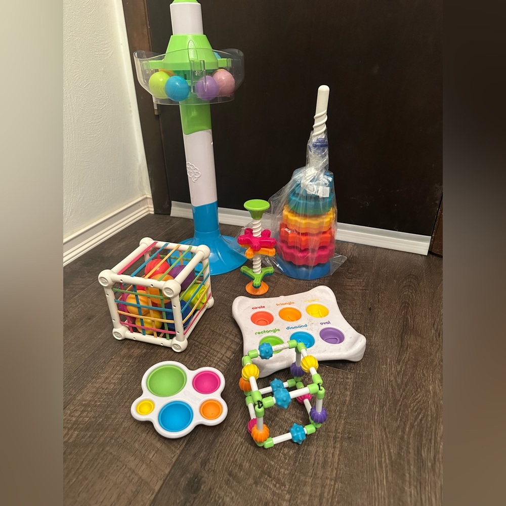 FAT BRAIN Learning Toys